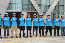 南京一群聋人外卖小哥无声送餐，一年多来没人离职图片