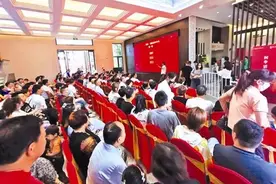 三门峡：复工复产显实效 楼市全面回暖图片
