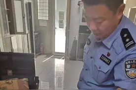 参赛信鸽受伤被捡到，济南槐荫110民警热心寻失主图片