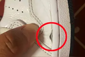 找记者上壹点｜八百多元在得物买球鞋，仅穿六天鞋面开裂脱皮图片