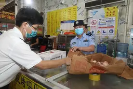 高压严打，综合治理！广州市番禺区扎实开展打击冻品走私专项行动图片