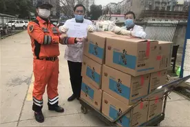 揭秘江城社会应急救援队：开私人飞机运送口罩，队长11年掏700万购装备图片