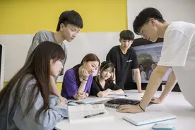 浙江树人大学在《2020年中国民办本科院校竞争力排行榜》中位居榜首图片