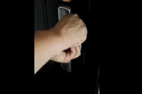 太可怕了！家门不反锁等于没锁，只需要一张塑料片...荆门已有人中招！图片