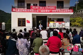 中国工商银行：创新消费扶贫带贫减贫机制 助力南江群众脱贫图片