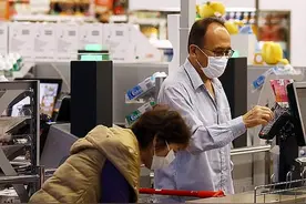 现金利率0.25%，信用卡利率竟达20%！澳洲银行界10年“偷了”客户63亿美元图片