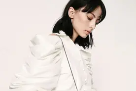 真假小CK终有一战图片