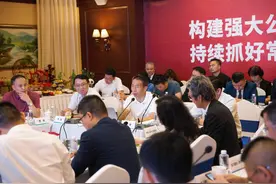 四川省卫生健康委党组书记沈骥：社会办医疗机构为抗疫做出了巨大的贡献图片