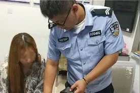 捡到价值6000多元的苹果手机，济南热心群众找民警“秒”归还图片