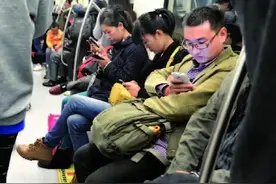 说案｜微信支付工资，能否作为双方存在劳动关系的依据？图片