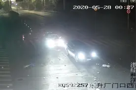 我追尾了前车，那个司机喝酒了！柯桥警方发现这起交通事故可没那么简单图片