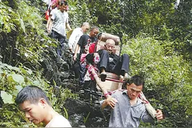 毛南族整族脱贫记图片