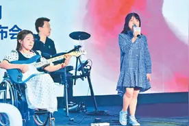 小孩“小毛病”的背后图片