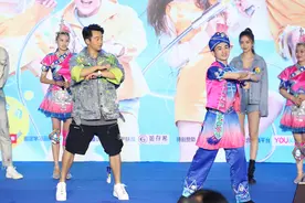 跑男团桂林嗦粉，蔡徐坤称厨艺不好，郭麒麟成撕名牌王者图片