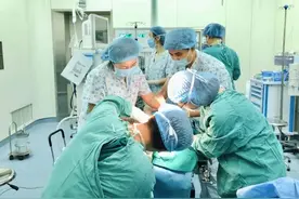 成都出生仅46天婴儿完成全麻手术图片