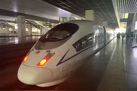 来啦！郑州洛阳夜间旅游高铁正式开通，乘客：坐到首发车好幸运图片