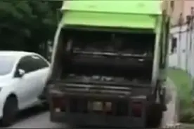 保洁公司压缩生活垃圾污水直排雨水管，最高将被罚50万图片