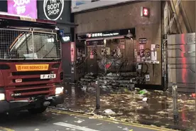 记者亲历香港修例一年间：除了黑衣人街头破坏外，我还看到这些不为人知的片段图片