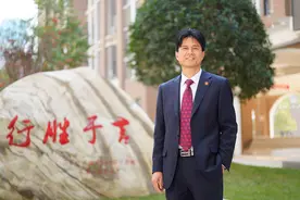 学在雨花丨长沙市一中雨花新华都学校“从这里走向世界”图片