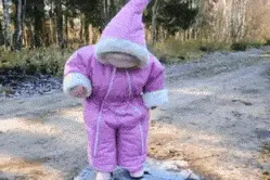 3岁娃被鸡抓了一下，伤口竟“长出”鸡趾甲！父母急坏了…图片