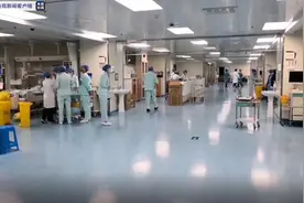 一人一专班！当地医院全力救治G15沈海高速槽罐车爆炸事故伤员图片