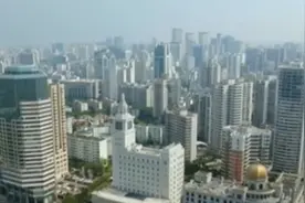 海南：自由贸易港首批集中签约35个重点项目视频封面