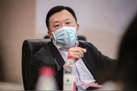 全国政协委员胡豫谈公共卫生突发事件防控体系建设 平时有储备 战疫才不慌图片