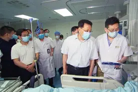 袁家军：把救治生命放在第一位 竭尽全力把伤亡减少到最低图片