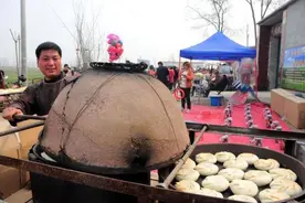 山东茌平：小吃马蹄烧饼制作考究图片