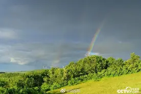 雨后天晴 黑龙江鸡西天空出现三道彩虹图片