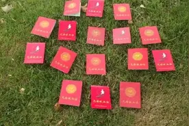 “熊猫血”志愿者献血13年：每天跑十公里保持健康视频封面