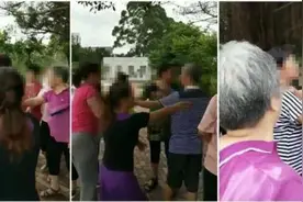 为了件小事，两拨广场舞大妈打起来了！还有人被送医院图片