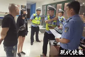 就是不听话，就要教训他！男子酒驾接机被妻子当场拆穿图片