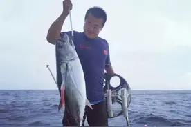 有梦谁也了不起！中国独臂船长完成6万3千公里环球航行图片