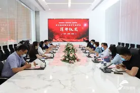 致敬逆行英雄｜齐鲁制药向山东抗疫医护人员捐赠“抗击新冠肺炎医护关爱资金”图片