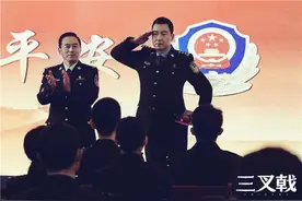 郝平：真实不做作的故事，更耐看图片