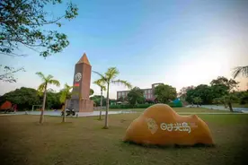 分享 | 来宾市时光岛青山翠拥、碧水环绕，享受大自然的惬意与宁静图片