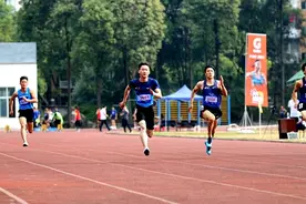 西南大学或迎史上最强体育单招生！四川小将何宇鸿在百米考试中跑出10秒24图片