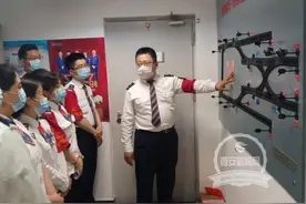 地铁道岔轨道“搬上”墙面 提升线路故障应急处置能力图片