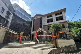 株洲：坡下房主私挖洞穴，坡上邻居心慌慌图片