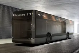 Arrival公司推出新型电动公交车 大量配备各种显示屏幕图片