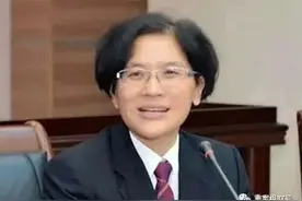 被控受贿、行政枉法裁判、诈骗三宗罪，海南高院原副院长张家慧今日受审图片