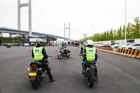 炎炎夏日怎么练车？摩托公社骑行学院夜场训练正式开放，价格惊喜图片