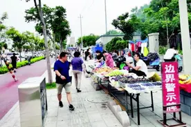 潍坊多地相继公布“摆摊”地图 城区共设127处便民摊点群图片