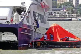 深圳蛇口邮轮母港举行船岸联合应急演习，海上遇险也能“涨姿势”视频封面