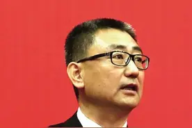 文化名人访谈丨文化自信来自自身文化的强大——访文化专家王登渤图片