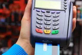 互联网巨头进击消费金融 银行信用卡与客户接触机会正在减少图片