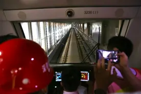 深圳地铁3号线益田-福保热滑成功，预计年底通车图片