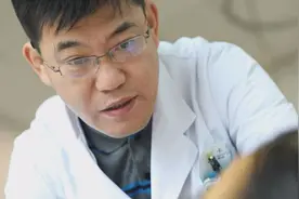许其威：医者仁心书写新时代工匠精神图片