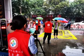 二七区幸福路小学：锤炼党性践使命 开展6月党员活动日活动图片